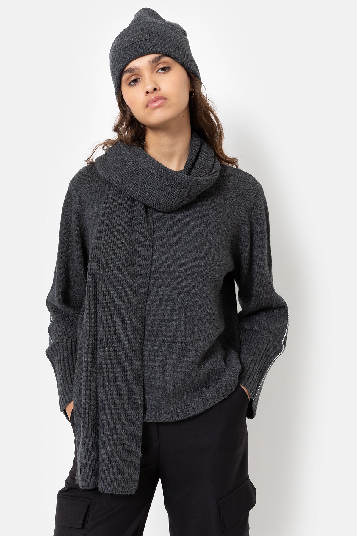 Edouard Merino Wool Scarf | Charcoal Grey