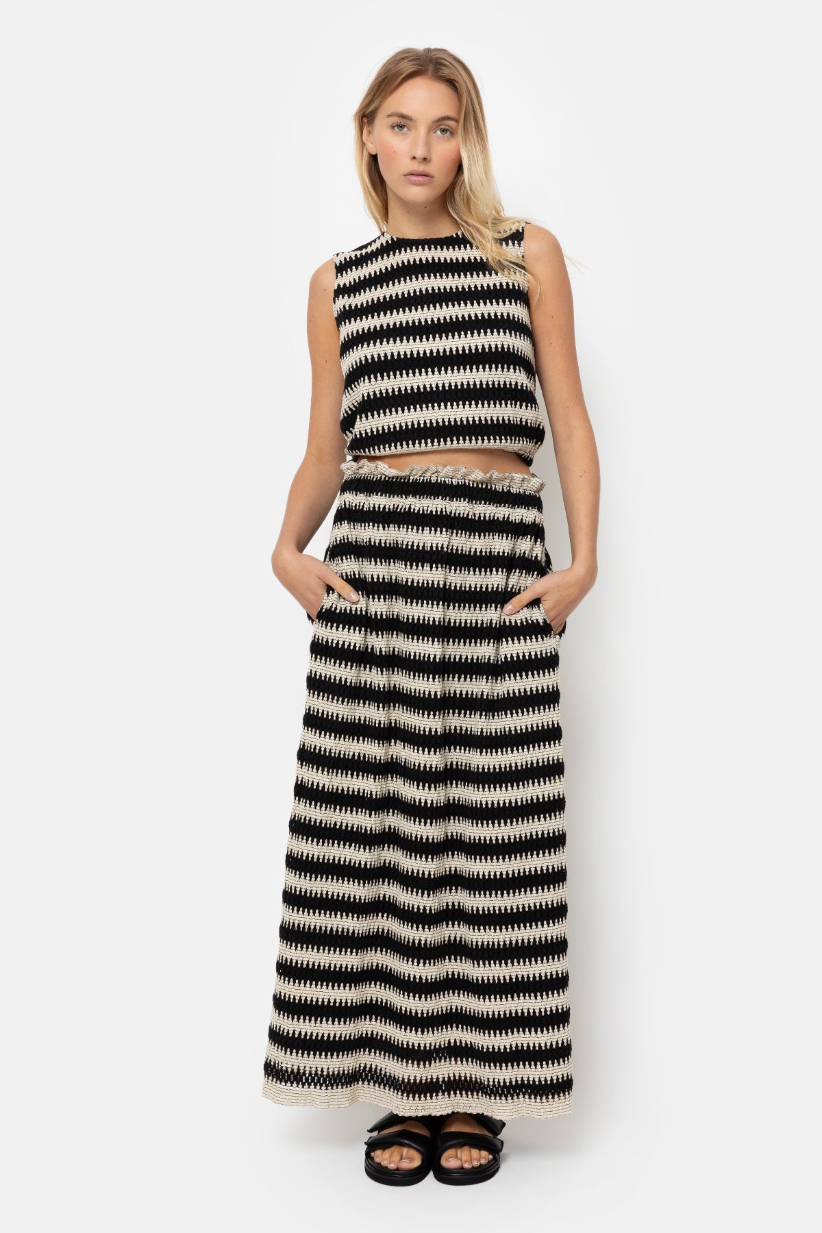 Jupe en dentelle Lova | Noir et beige