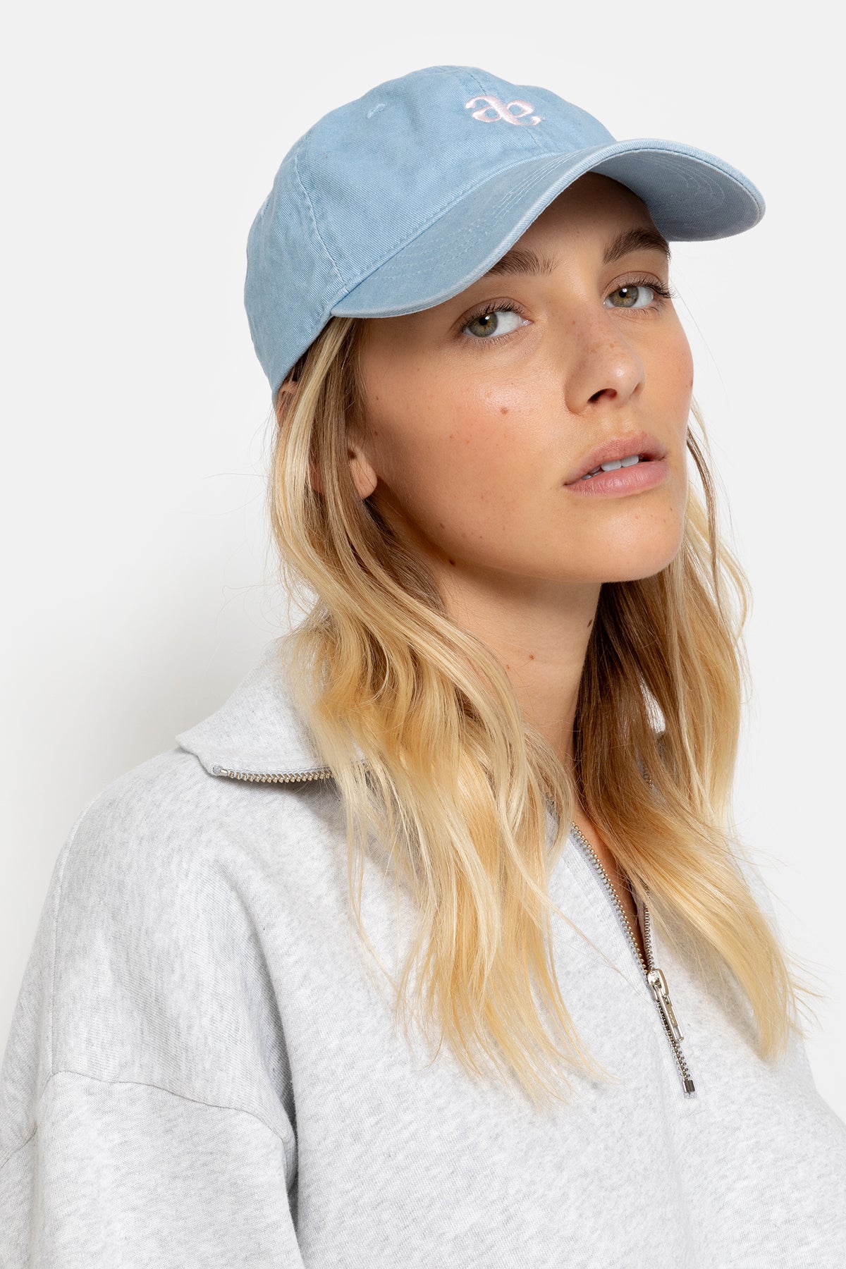 Casquette de Baseball Maurice | Bleu Bébé avec logo âme