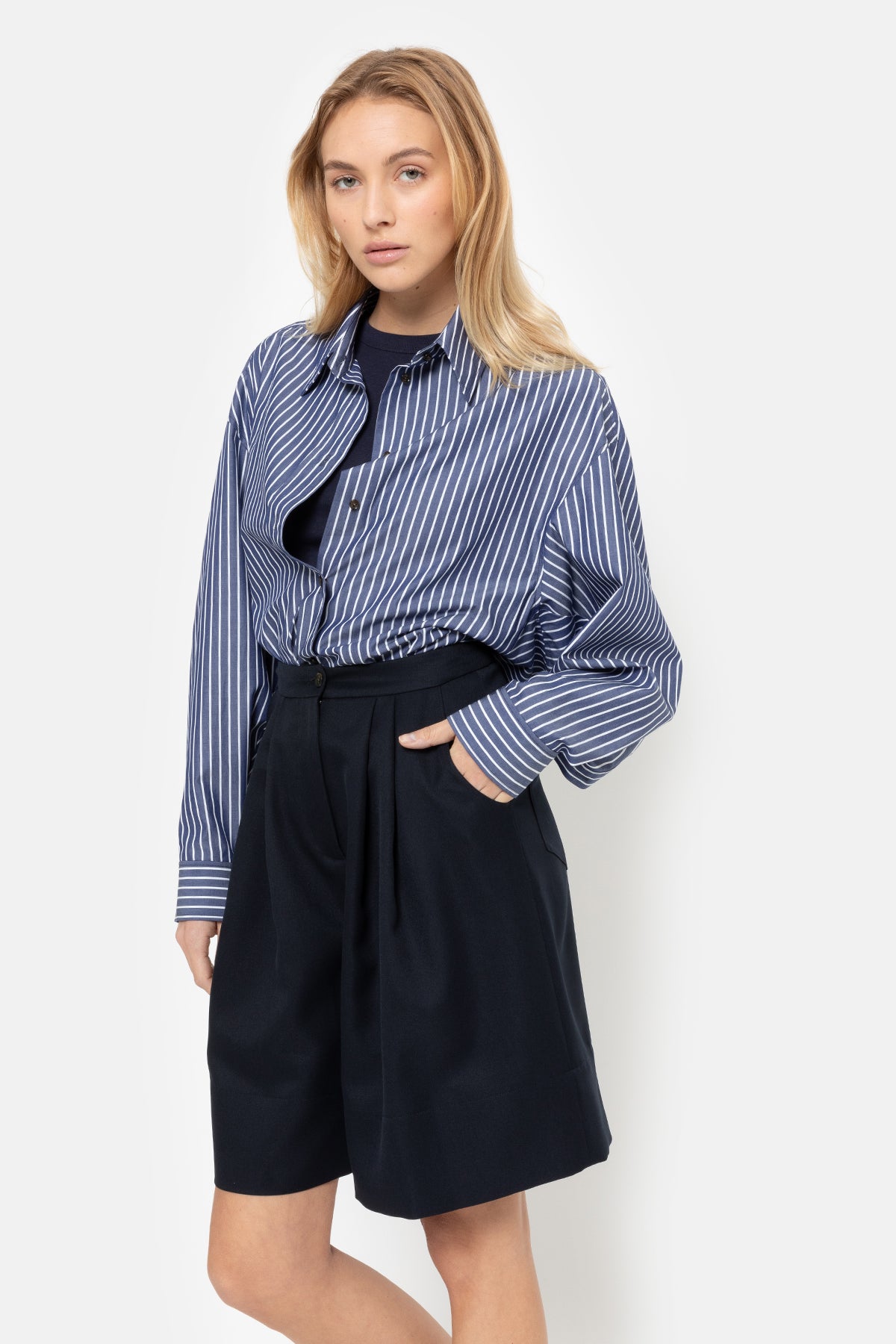 Marvin Short | Navy Blue