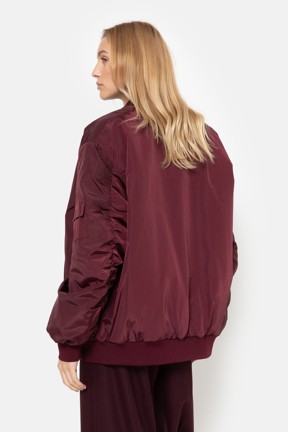 Michael Bomber | Plum