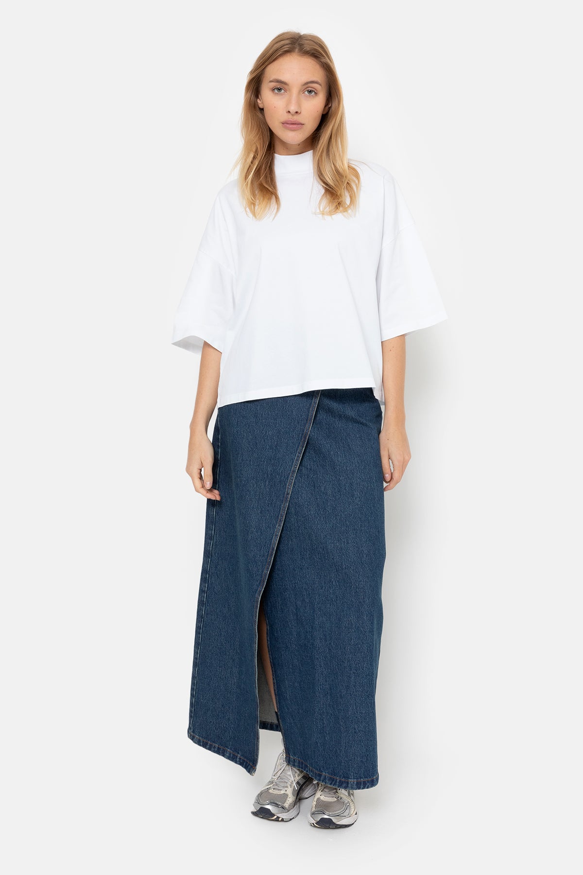 Member High Neck T-Shirt | White