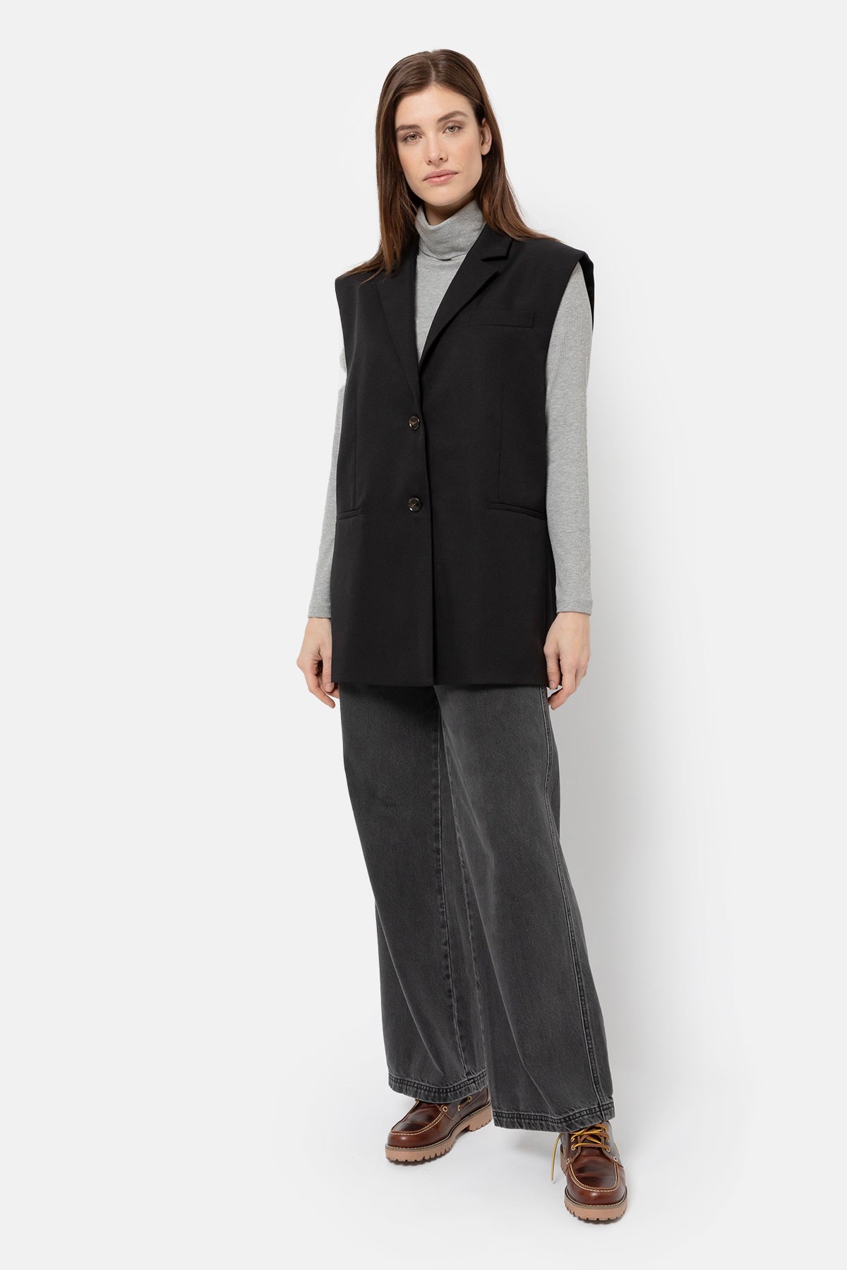 Juliano Sleeveless Blazer | Black