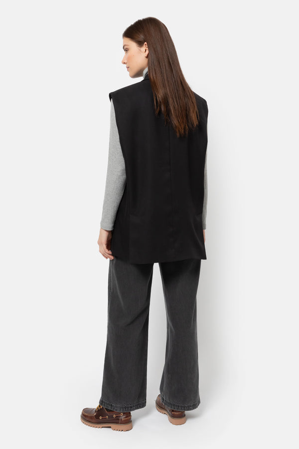 Juliano Sleeveless Blazer | Black