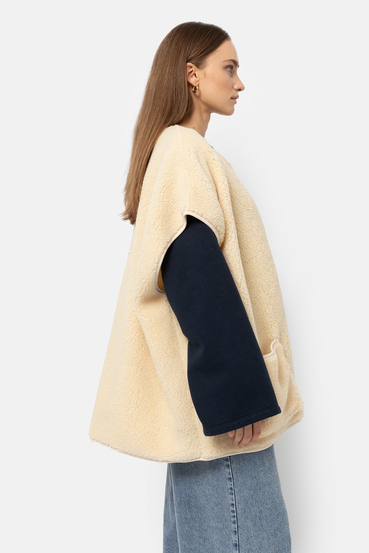 meer. メーア　RIBBON OVERSIZED JACKET フリーサイズ Ines Teddy Oversized Jacket | Off White – Âme antwerp