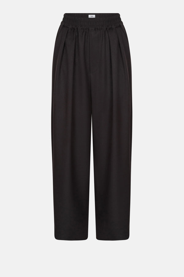 Kick Pleated Pants | Black