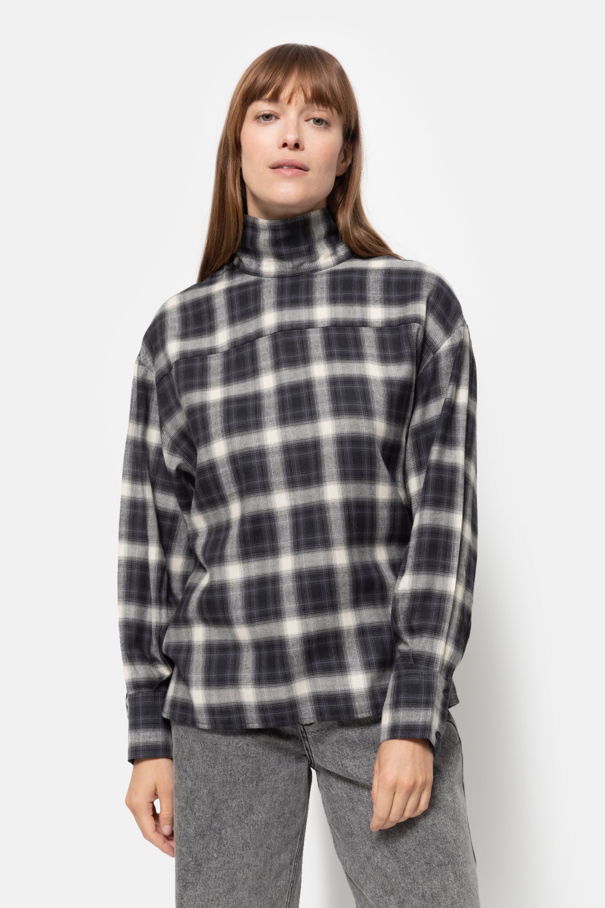 Mia Oversized Flannel Shirt | Noir & Blanc