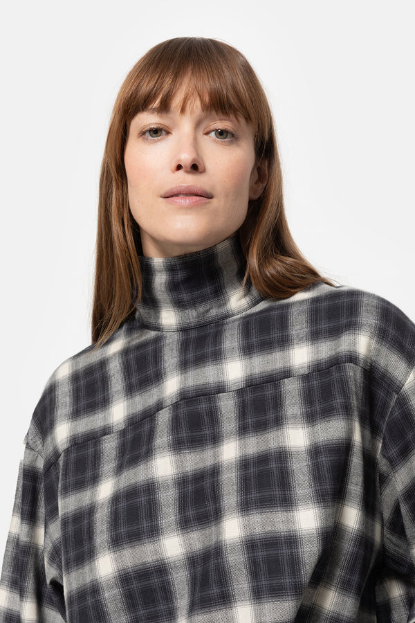 Mia Oversized Flannel Shirt | Noir & Blanc