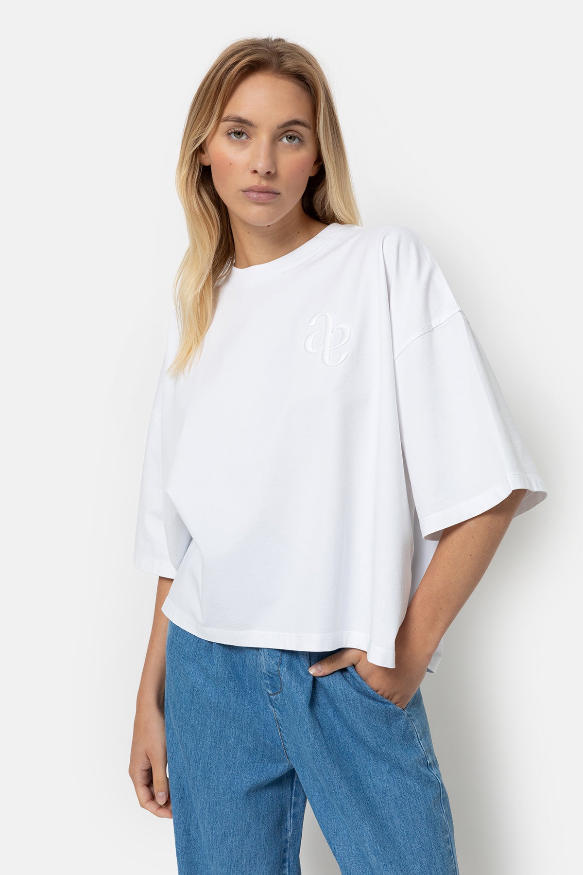 Eloise-A Boxy T-Shirt | Blanc