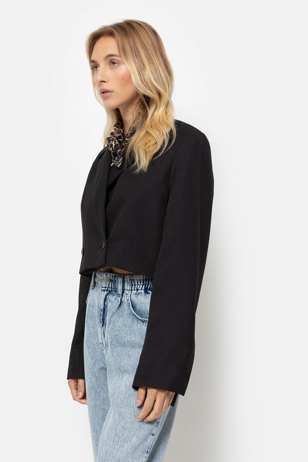 Lygie Cropped Double Breasted Blazer | Black