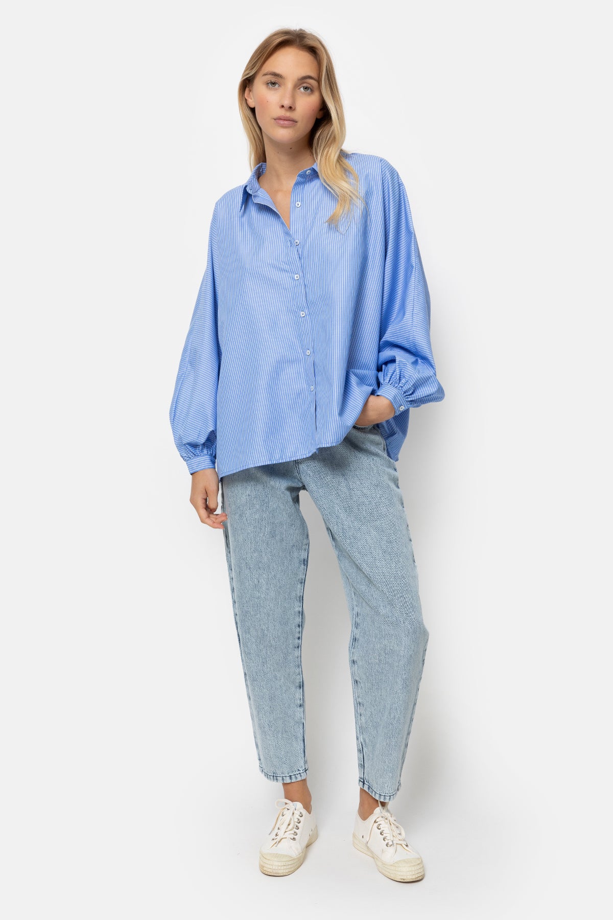 Gala Striped Oversized Shirt | Bleu clair et blanc