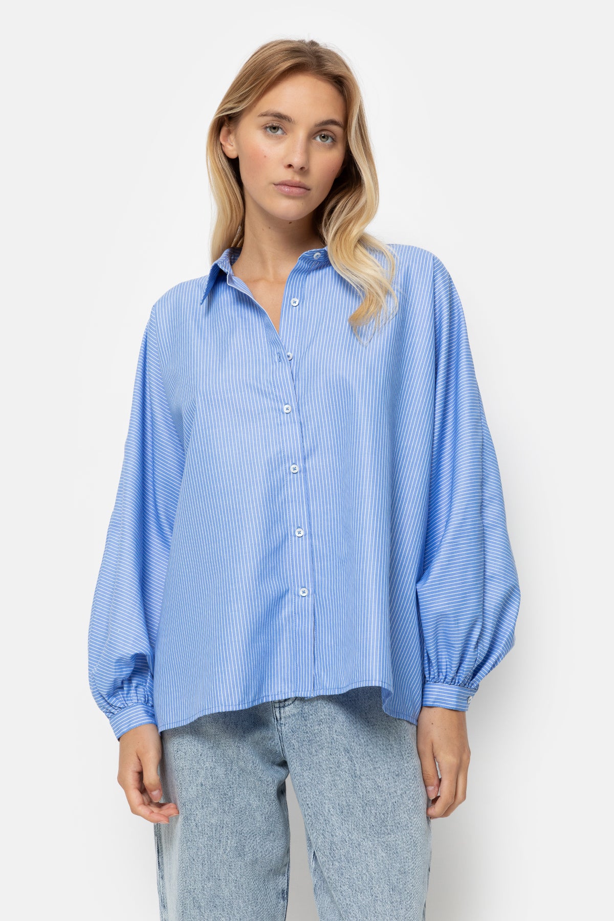 Gala Striped Oversized Shirt | Bleu clair et blanc