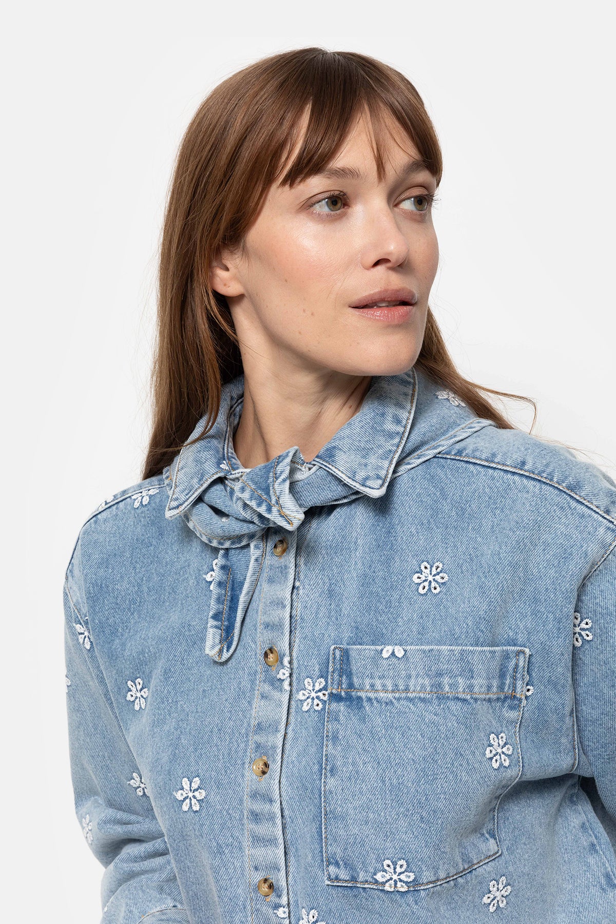 Nobody Shirt With Removable Scarf | Denim Blue flowers