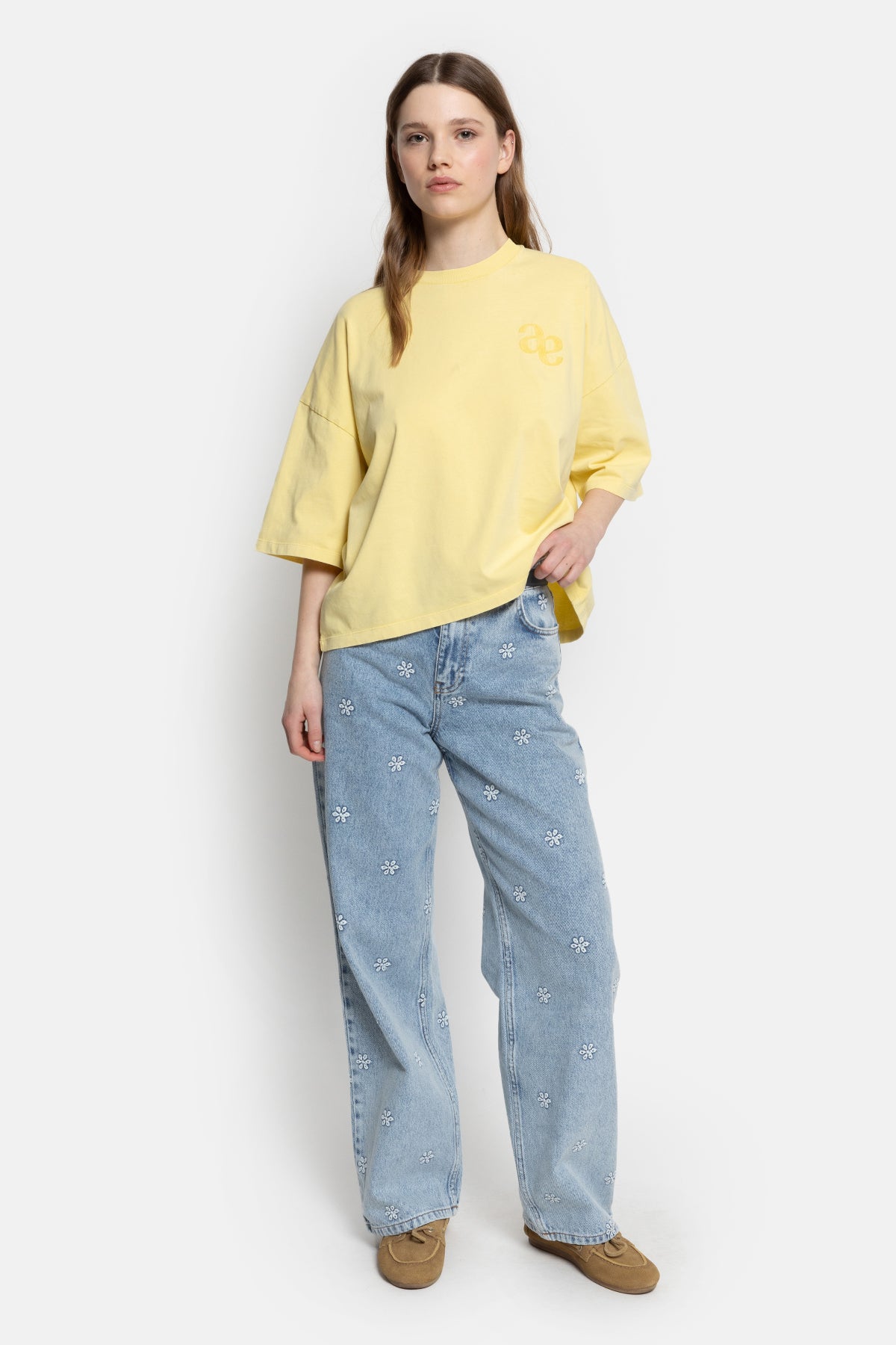 Eloise-A Boxy T-Shirt | Yellow