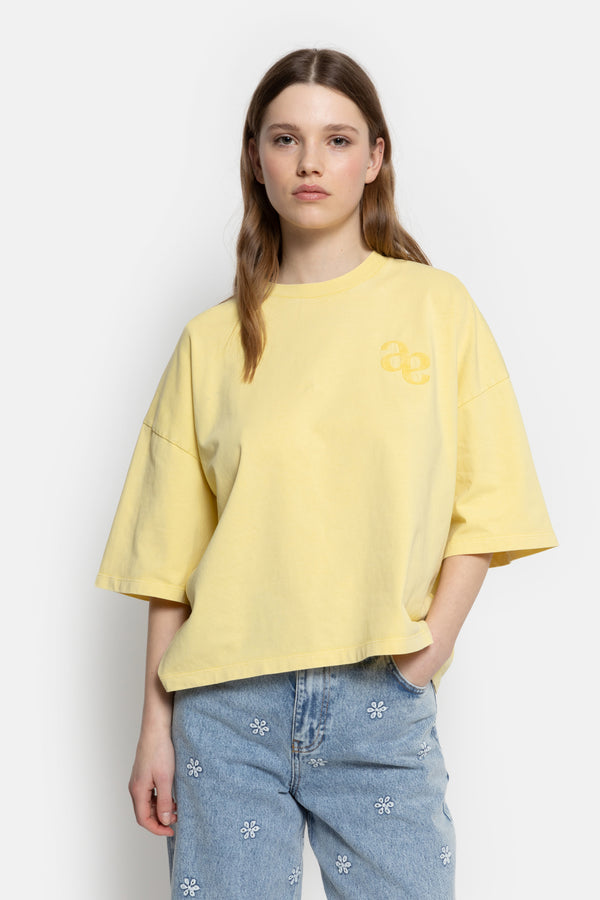 Eloise-A Boxy T-Shirt | Yellow