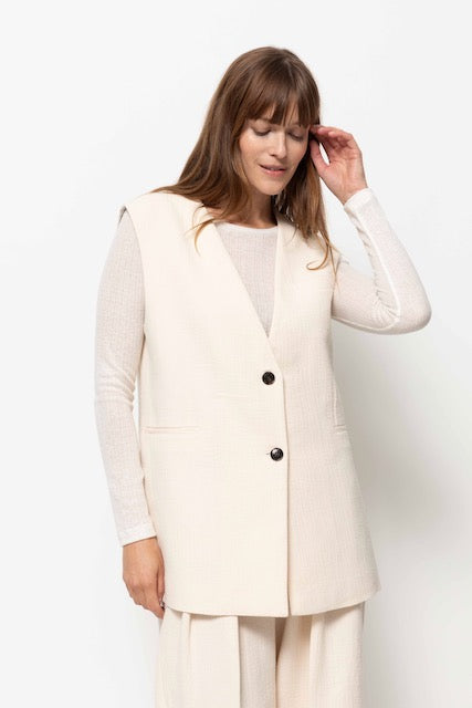 Noble Sleeveless Blazer | Ecru