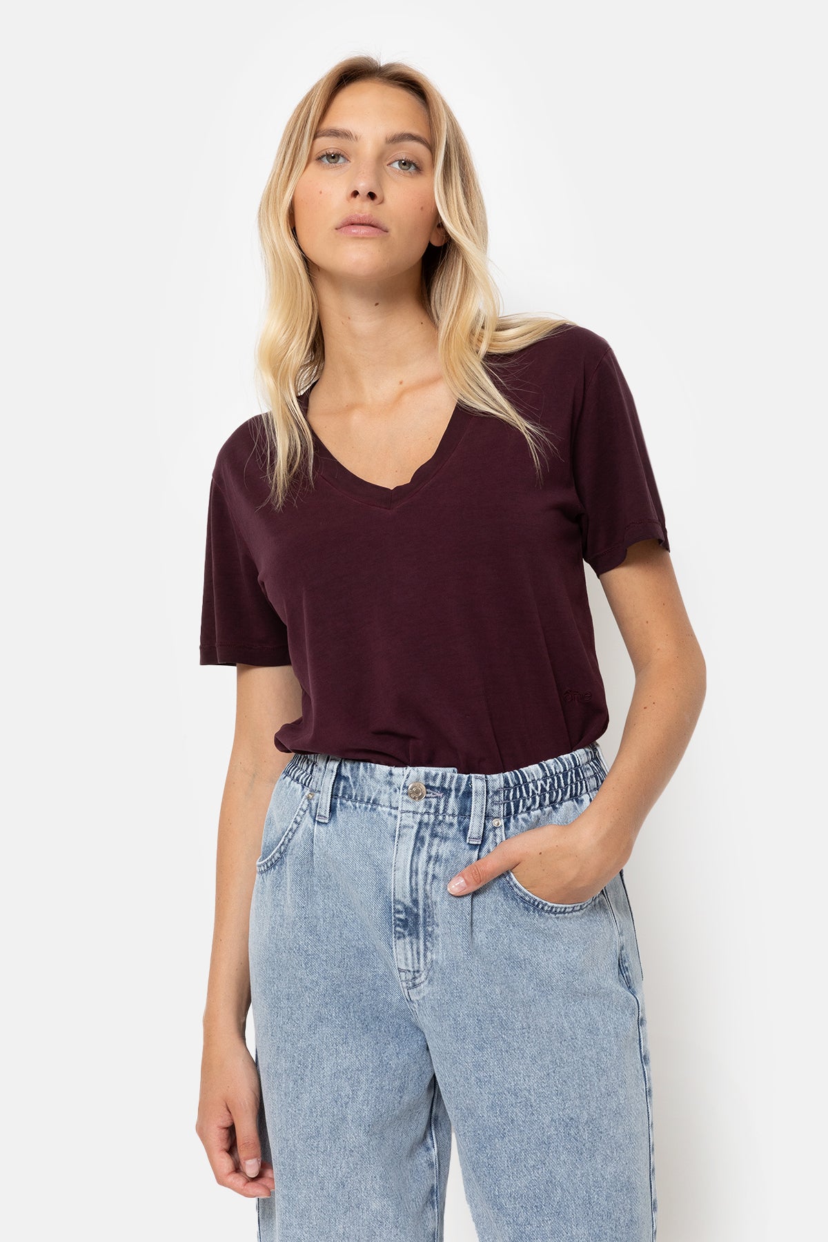 Dalton T-shirt | Burgundy Plum