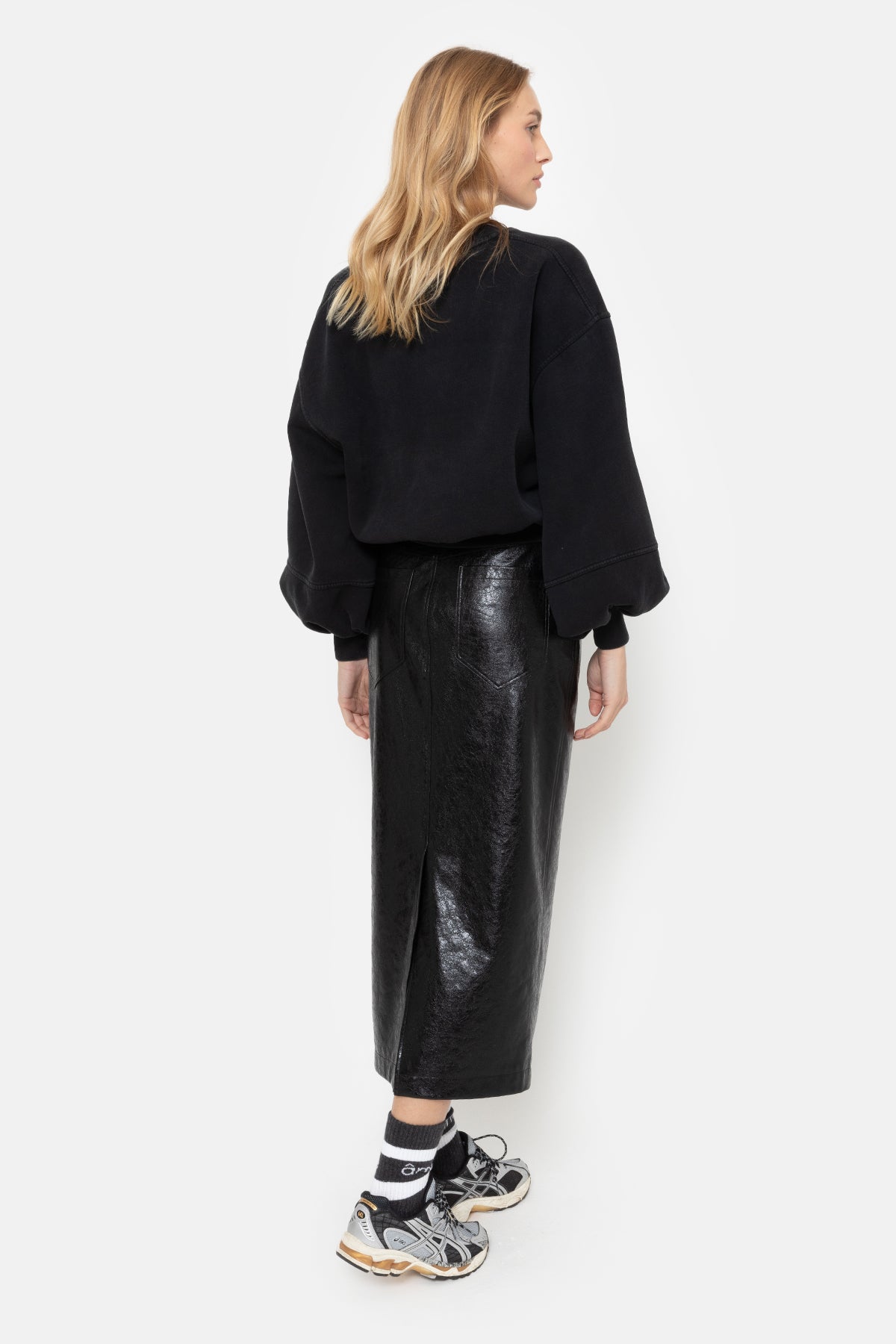 Lucia Sweatshirt | Vintage Black