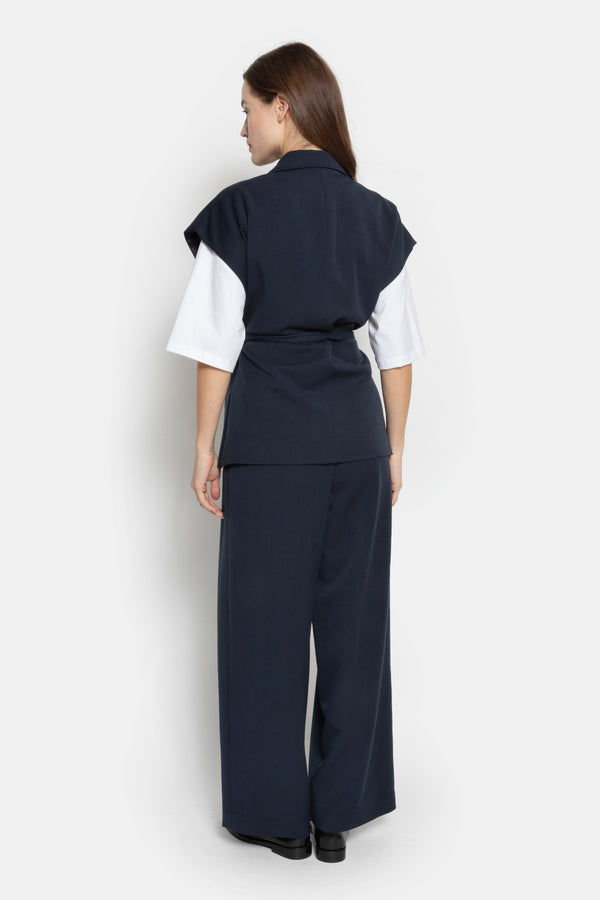 Olijf Sleeveless Blazer | Navy Wooly
