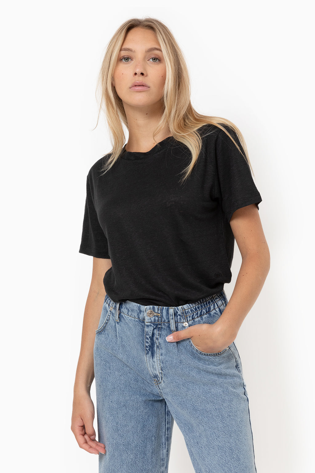 Julia linen T-shirt | Black – Âme antwerp