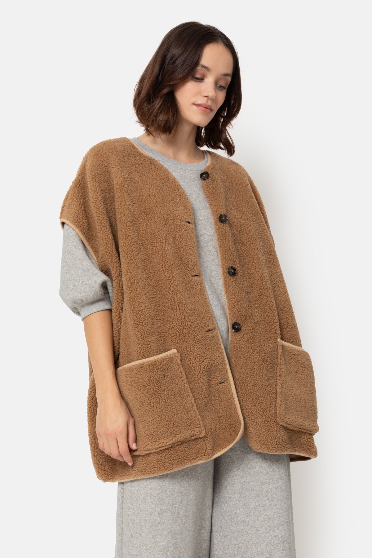 Veste teddy sans manches oversized Ines | Camel