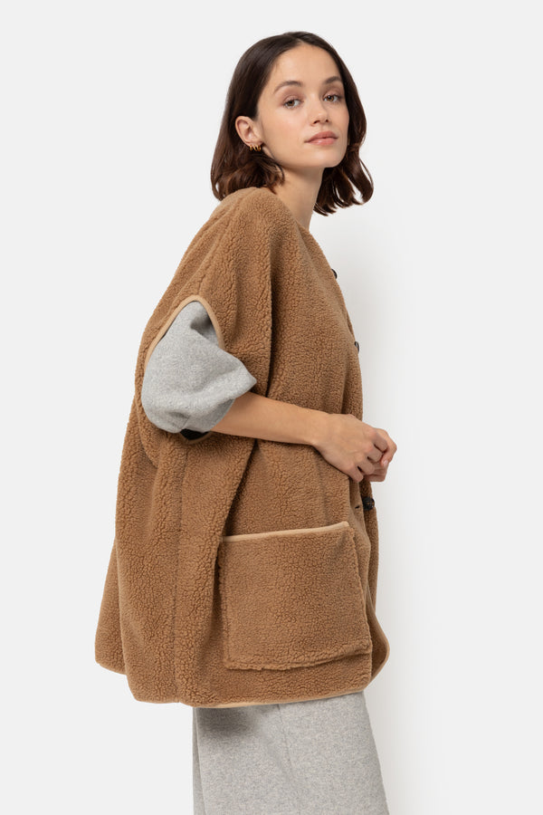 Veste teddy sans manches oversized Ines | Camel