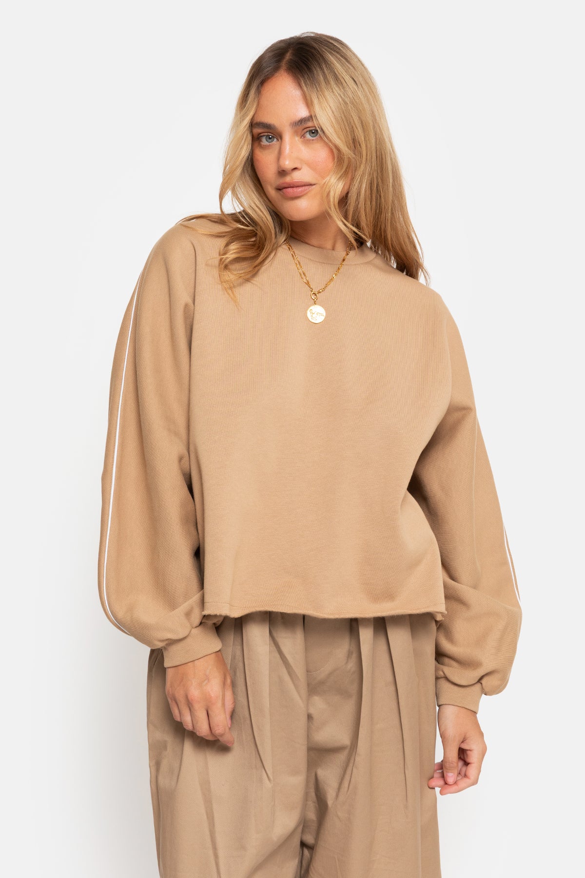 Oona Sweatshirt | Camel