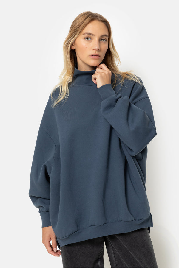 Keep Turtleneck Oversized Sweatshirt | Bering Sea