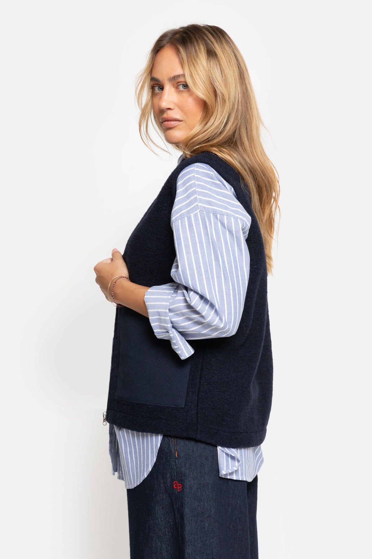 Gunther Wooly Sleeveless Jacket |  Navy
