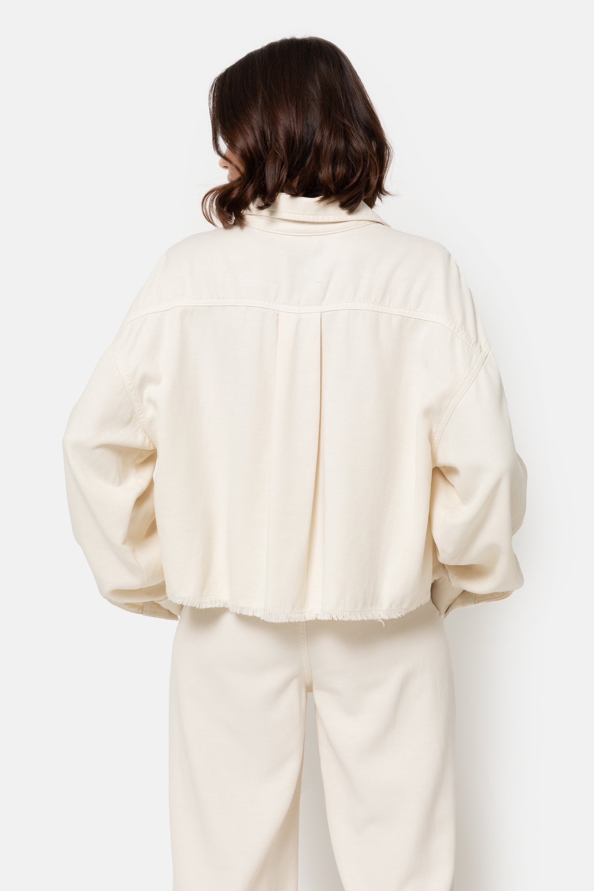 Jyvais Cropped Tencel Jacket | Off White