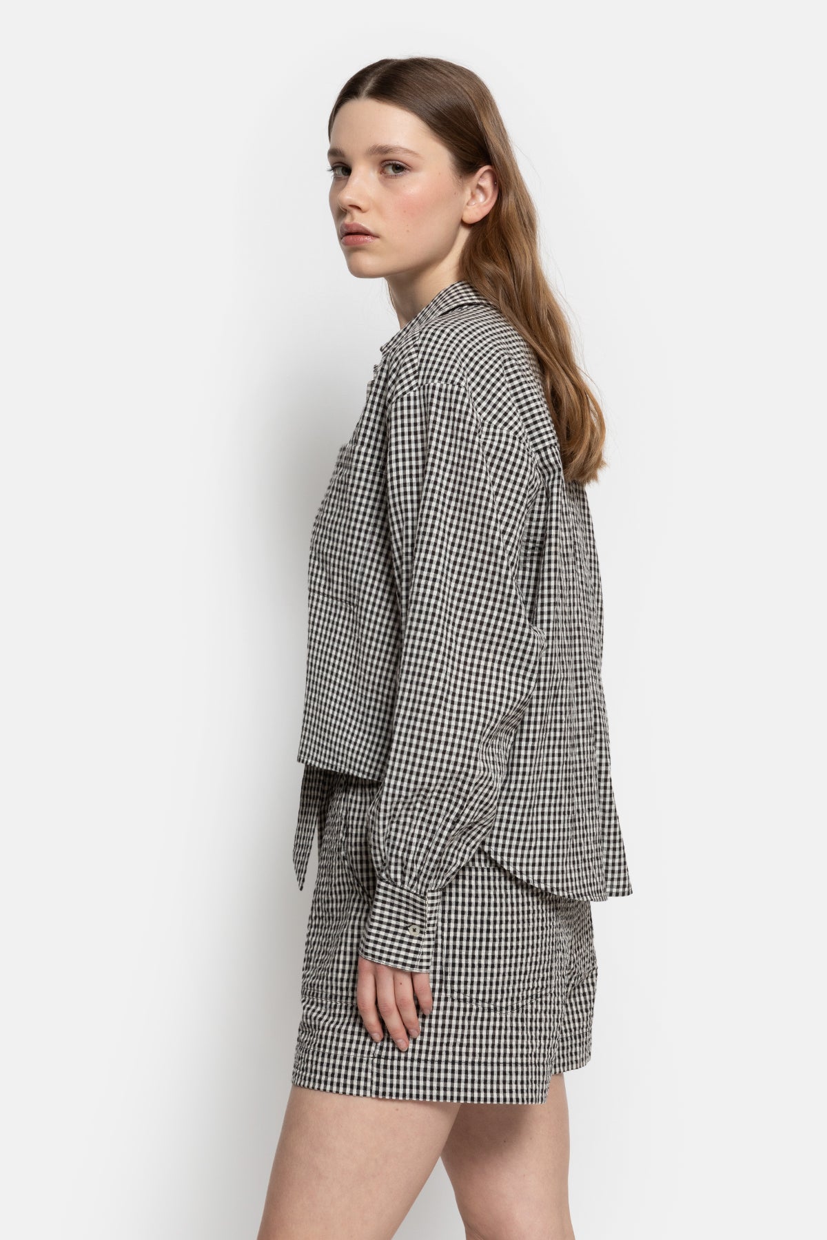 Karlotta Cropped Shirt | Noir & Blanc