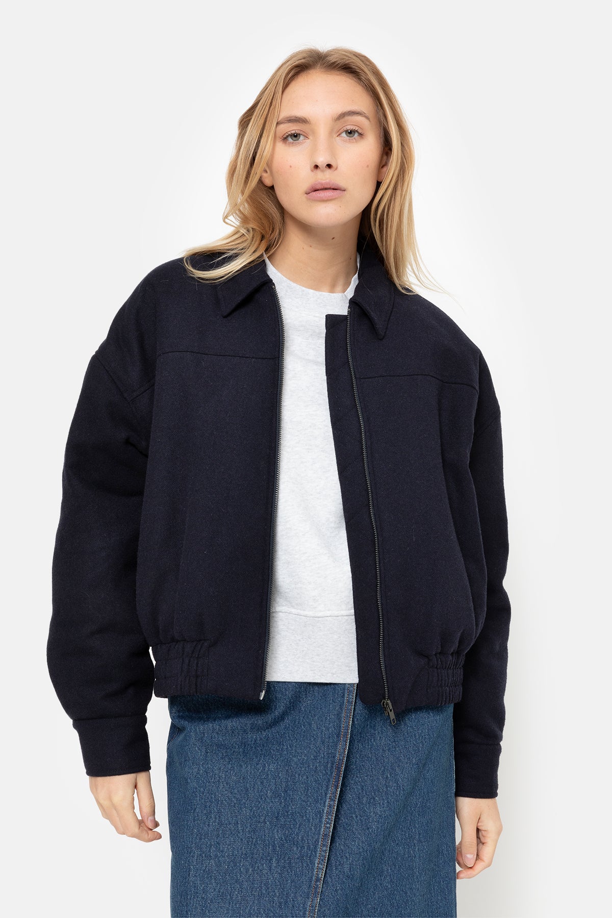 Milf Bomber | Bleu Marine Laine