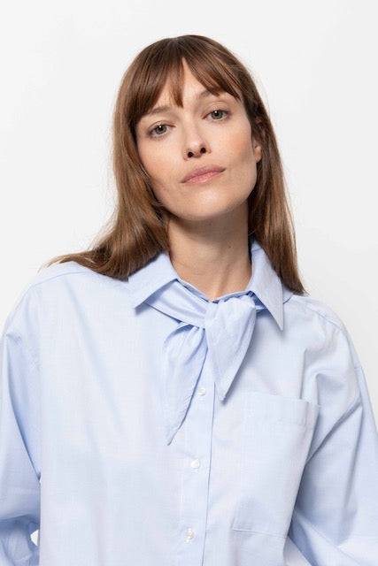 Nobody Shirt With Removable Scarf | Light Blue